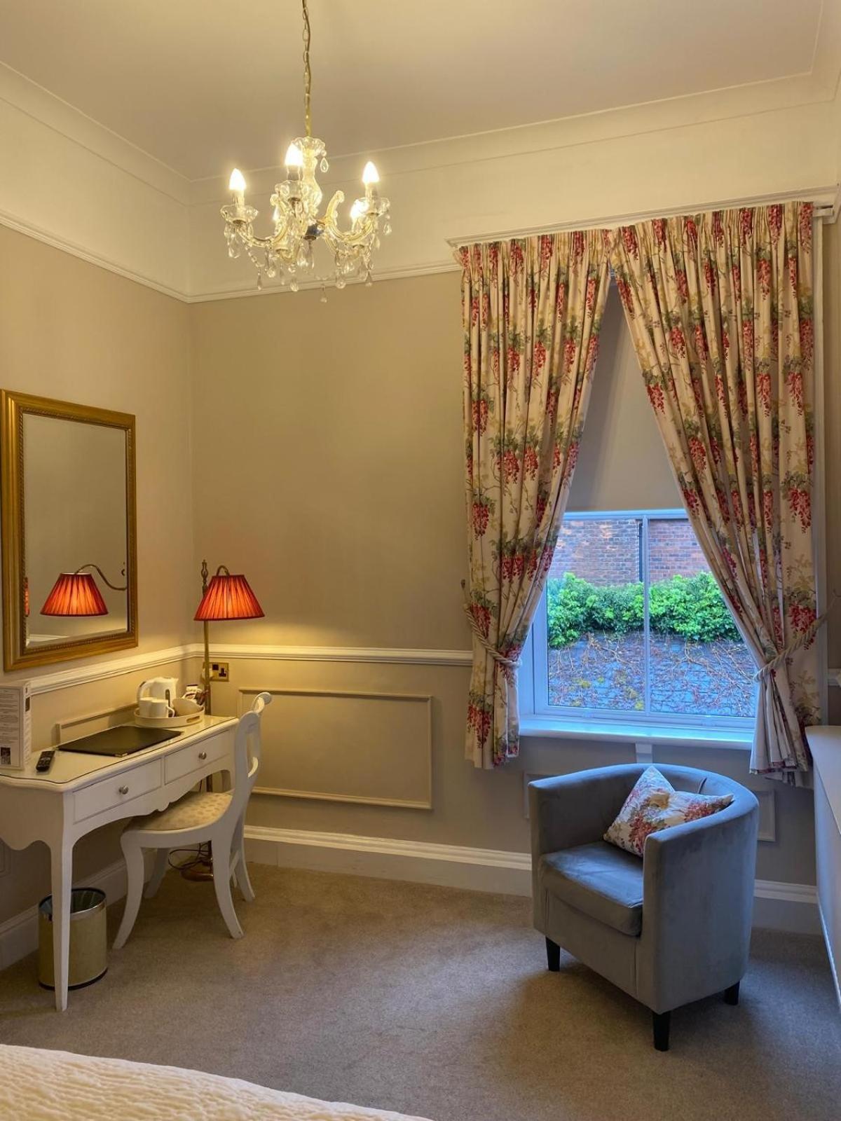 Alexandra Court Hotel Congleton Luaran gambar